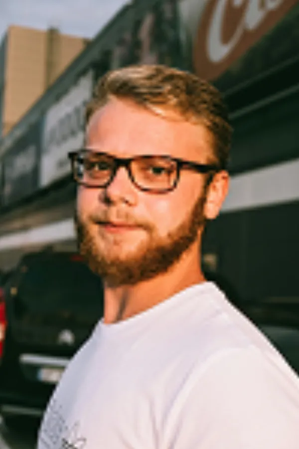 マリア・ガルシア - 認証済みVidcomboユーザー